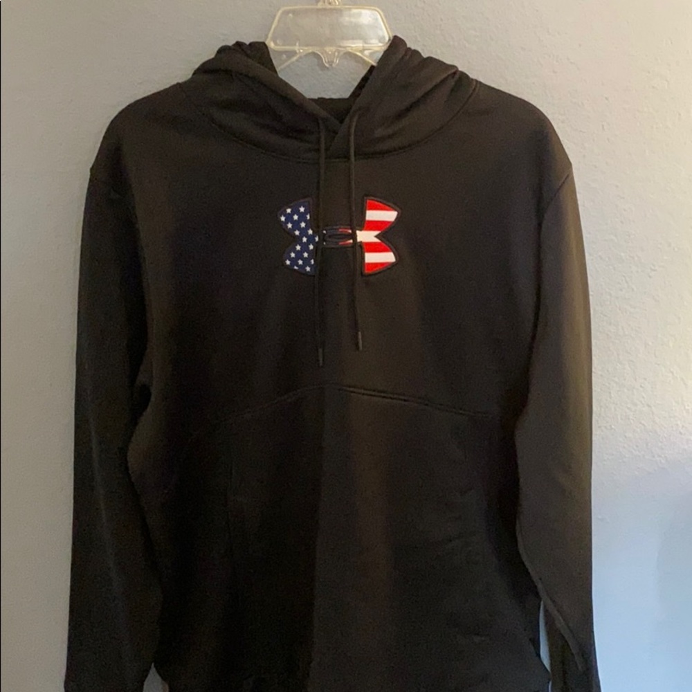 Under Armour pull over hoodie